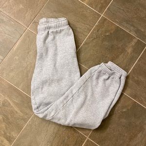 TNA cozy fleece mega sweat pant size small from Aritzia